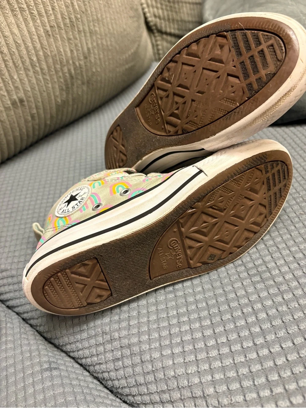 Converse Chuck Taylor Malden Street Mid Rainbows Youth Size 1 Pastel Shoes